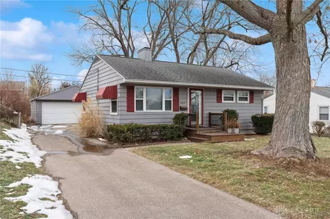 2819 Acosta St, Dayton, OH 45420