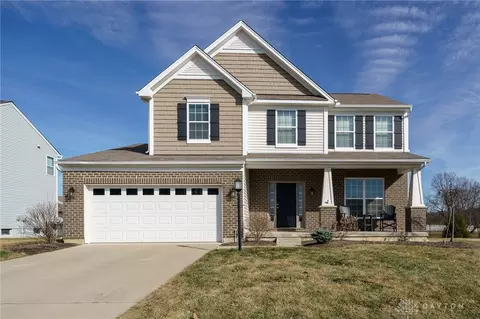 1064 Lancashire Dr, Xenia, OH 45385