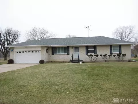 989 Dafler Rd, West Alexandria, OH 45381