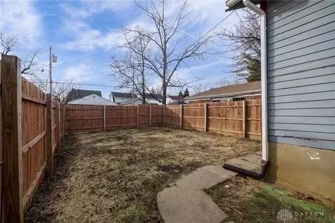 Exterior - 2345 Rustic Rd, Dayton, OH 45406 photo 3 of 6