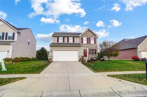 Exterior - 3287 Witherspoon Dr, Kettering, OH 45440 photo 5 of 9
