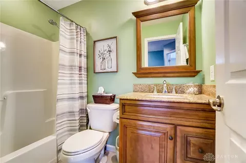 Bath - 3287 Witherspoon Dr, Kettering, OH 45440 photo 5 of 14