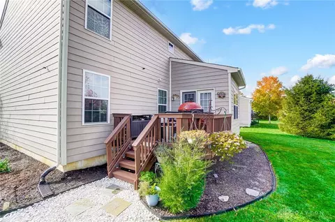 Exterior - 3287 Witherspoon Dr, Kettering, OH 45440 photo 3 of 9