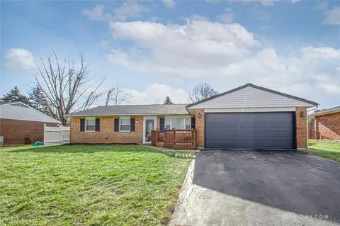 2301 Carolina Dr, Xenia, OH 45385