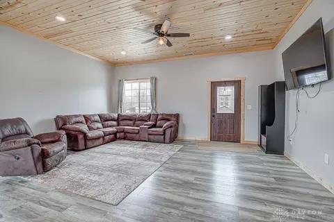 Living - 106 Maple St, Gratis, OH 45330 photo 1 of 2