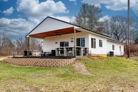 Exterior - 106 Maple St, Gratis, OH 45330 photo 6 of 6