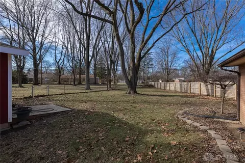 5001 Glenmina Dr, Centerville, OH 45440 photo 35
