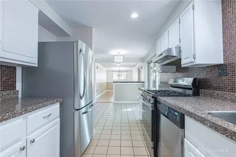 5001 Glenmina Dr, Centerville, OH 45440 photo 7