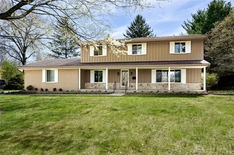 214 Pleasant Hill Ct, Centerville, OH 45459