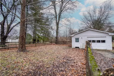 Exterior - 3612 Lucas Rd, Blanchester, OH 45107 photo 11 of 14