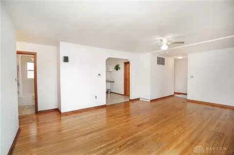Living - 3612 Lucas Rd, Blanchester, OH 45107 photo 3 of 5