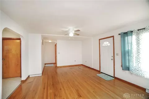 Living - 3612 Lucas Rd, Blanchester, OH 45107 photo 2 of 5