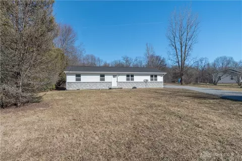 18201 Golden Rod Ct, Sidney, OH 45365