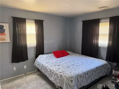 Bedroom - 1163 Beech St, Fairborn, OH 45324 photo 2 of 4