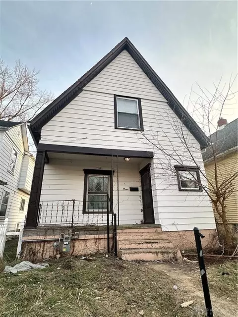 12 Lucerne Ave, Dayton, OH 45410