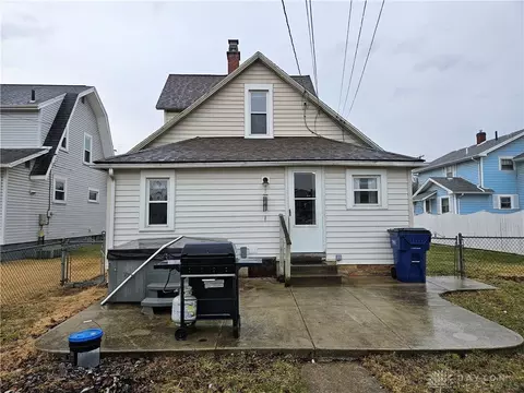 Exterior - 308 N Bechtle Ave, Springfield, OH 45504 photo 3 of 5
