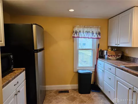 Kitchen - 308 N Bechtle Ave, Springfield, OH 45504 photo 2 of 2
