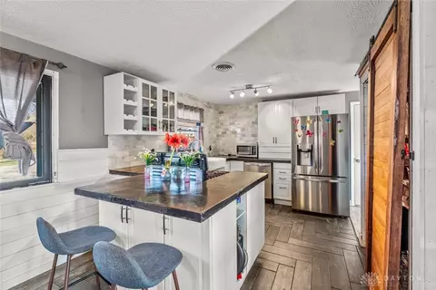 Kitchen - 142 Cushwa Dr, Centerville, OH 45459 photo 1 of 3