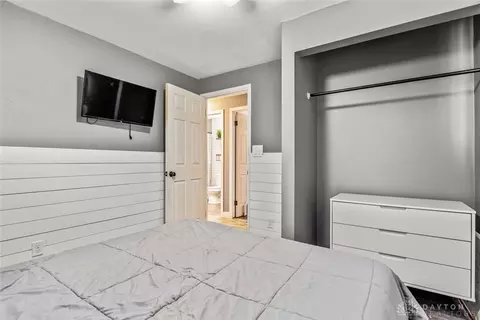 Bedroom - 142 Cushwa Dr, Centerville, OH 45459 photo 6 of 8