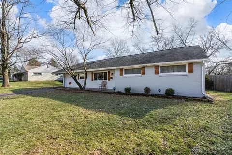 Exterior - 142 Cushwa Dr, Centerville, OH 45459 photo 2 of 8