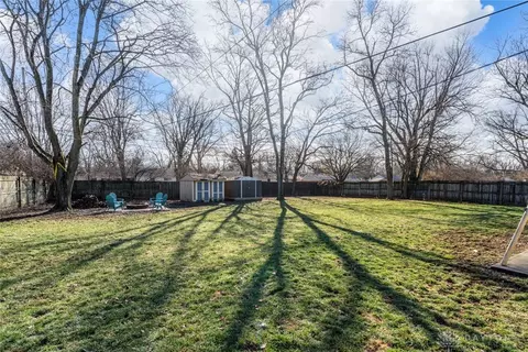 Exterior - 142 Cushwa Dr, Centerville, OH 45459 photo 6 of 8