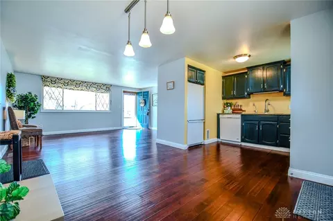 401 Henrich Dr, Kettering, OH 45429 photo 8