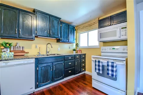 401 Henrich Dr, Kettering, OH 45429 photo 28