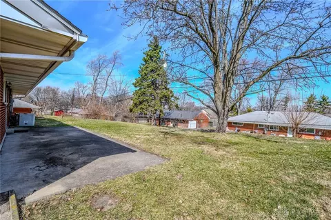 401 Henrich Dr, Kettering, OH 45429 photo 30
