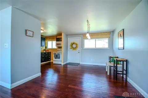 401 Henrich Dr, Kettering, OH 45429 photo 25