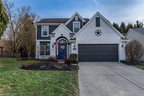 2212 Polo Park Dr, Dayton, OH 45439