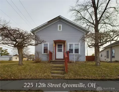 225 12th St, Greenville, OH 45331