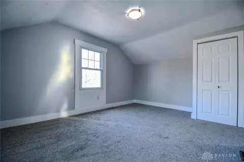 Bedroom - 786 Hilliard St, Springfield, OH 45506 photo 11 of 12