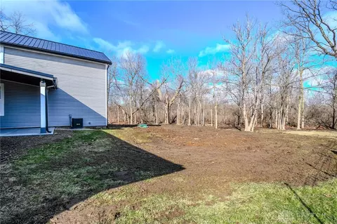 Exterior - 786 Hilliard St, Springfield, OH 45506 photo 8 of 9