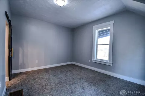 Bedroom - 786 Hilliard St, Springfield, OH 45506 photo 4 of 12