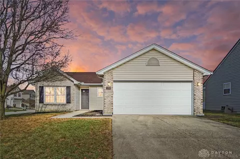 5354 Mallet Club Dr, Dayton, OH 45439