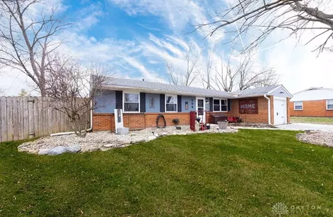 396 Lufkin Dr, New Lebanon, OH 45345