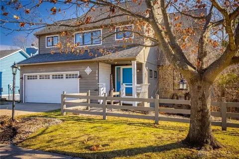 260 Foliage Ln, Springboro, OH 45066