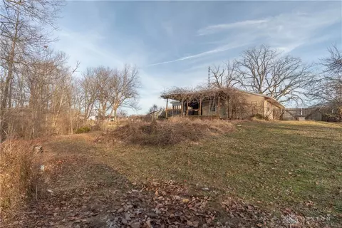 Exterior - 10930 Comanche Dr, Sidney, OH 45365 photo 7 of 9