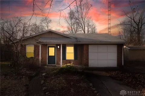 10930 Comanche Dr, Sidney, OH 45365