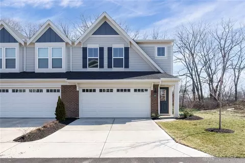 1686 Honey Glen Ln #24B, Sugarcreek Township, OH 45459