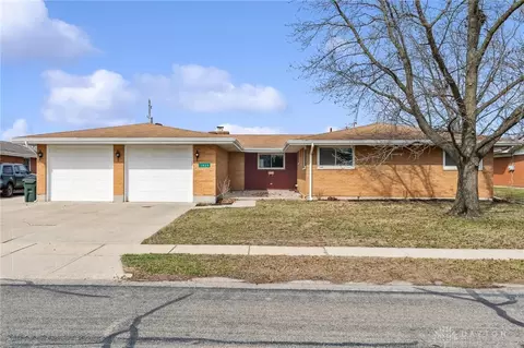 1029 Cottage Court Dr, Fairborn, OH 45324