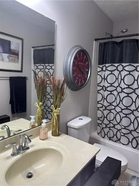 210 Bailey Ln, Springboro, OH 45066 photo 5