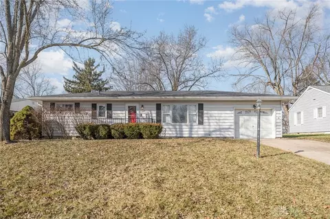 747 Crestview Ave, Wilmington, OH 45177