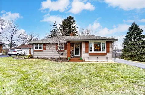 1247 Lincoln Park Blvd, Dayton, OH 45429