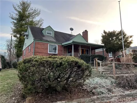 4012 E 4th St, Dayton, OH 45403