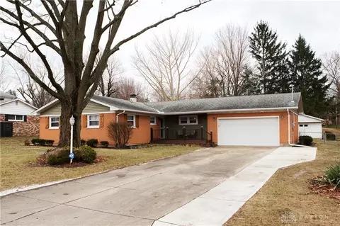 3377 Heatherwood Ave, Springfield, OH 45503