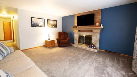 3377 Heatherwood Ave, Springfield, OH 45503 photo 5