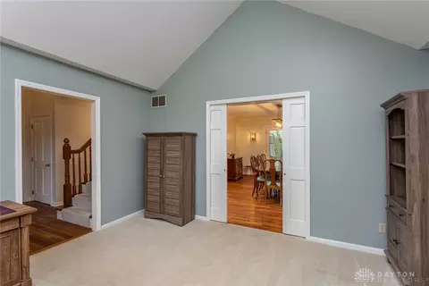 Entry Way - 645 Aberfelda Dr, Springfield, OH 45504 photo 2 of 4