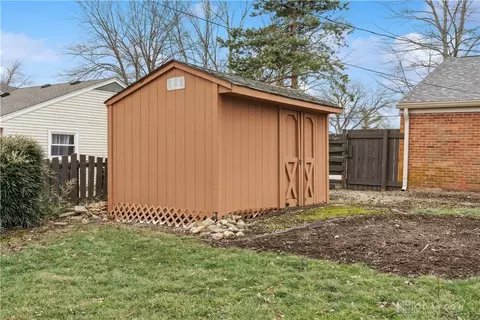Exterior - 124 Virginia Ave, Washington Township, OH 45458 photo 9 of 9