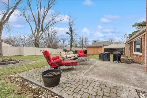 Exterior - 124 Virginia Ave, Washington Township, OH 45458 photo 8 of 9